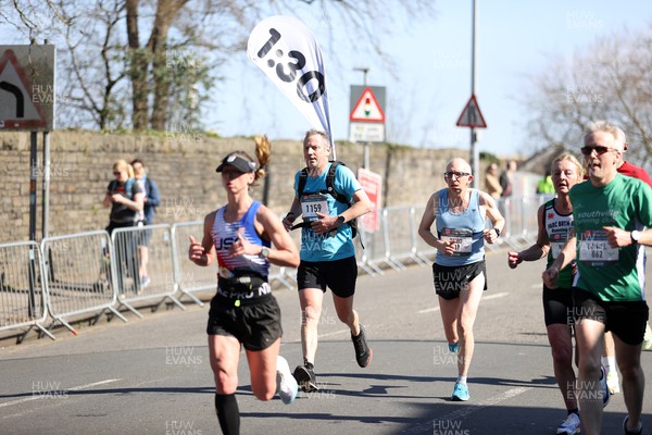 270322 - Cardiff University Cardiff Half Marathon - Pacer runner nearly the finish line