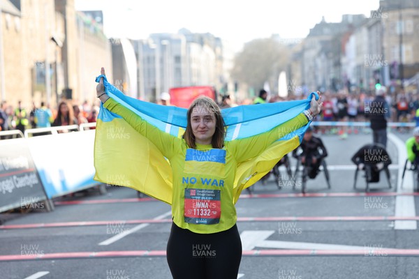 270322 - Cardiff Half Marathon - Ukrainian refugee Inna Gordiienko, who is raising money for aid efforts