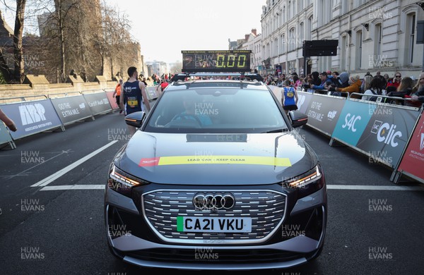 270322 - Cardiff University Cardiff Half Marathon - The Cardiff Audi sponsored Race Lead Car