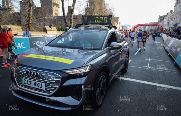 270322 - Cardiff University Cardiff Half Marathon - The Cardiff Audi sponsored Race Lead Car