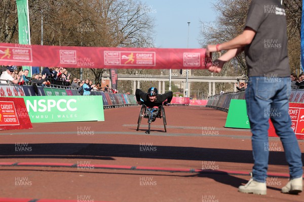 270322 - Cardiff Half Marathon - Winner of the wheelchair race Sam Kolek