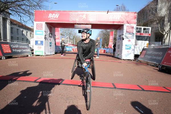 270322 - Cardiff Half Marathon - Winner of the wheelchair race Sam Kolek