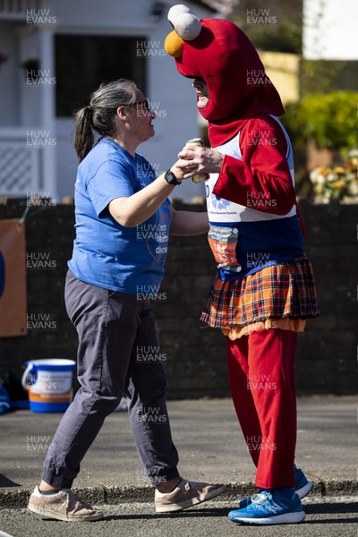 270322 - Cardiff University Cardiff Half Marathon - Runner in Elmo costume at Roath Park