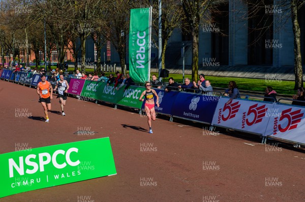 270322 - Cardiff University Cardiff Half Marathon - Third place in the women's race Elle Twentyman