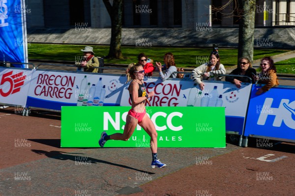270322 - Cardiff University Cardiff Half Marathon - Third place in the women's race Elle Twentyman
