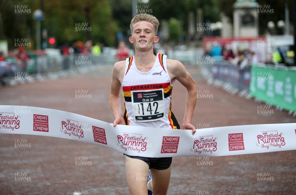 061018 - Cardiff University's Cardiff Half Marathon Festival of Running - 