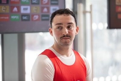 300926 - Run4Wales - Press Conference ahead of the Cardiff Half Marathon which takes place this Sunday 4th October - Louis Price