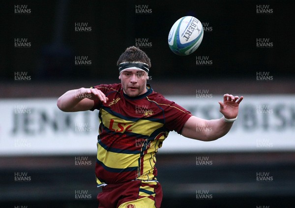 211213 Cardiff Metropolitan RFC v Bridgend Athletic RFC - Swalec Championhip -Josh Walker of Cardiff Met wins lineout ball