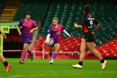 061225 - Cardiff Quins v Gwylliad Meirionnydd - WRU Girls U18 Hub Final - Cardiff Quins (Pink) take on Gwylliad Meirionnydd