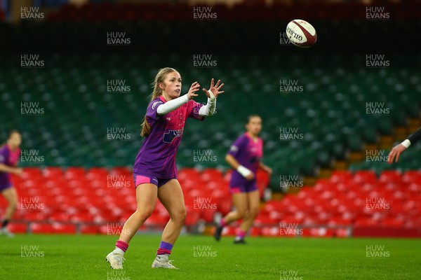 061225 - Cardiff Quins v Gwylliad Meirionnydd - WRU Girls U18 Hub Final - Cardiff Quins (Pink) take on Gwylliad Meirionnydd