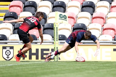 050525 - Cardiff Quins v Llanishen - U18 Bowl Final - Boys U18s Finals Day - Will Adams of Cardiff Quins scores a try