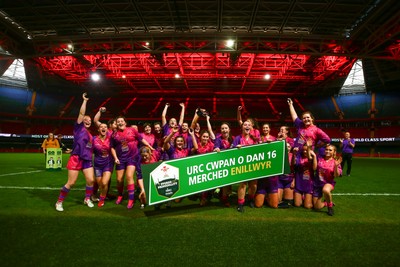 061225 - Cardiff Quins v Nelson Belles - WRU Girls U16 Hub Final - Cardiff Quins celebrate winning the Cup
