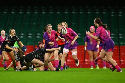 061225 - Cardiff Quins v Nelson Belles - WRU Girls U16 Hub Final - Cardiff Quins (Pink) take on Nelson Belles (Black) 