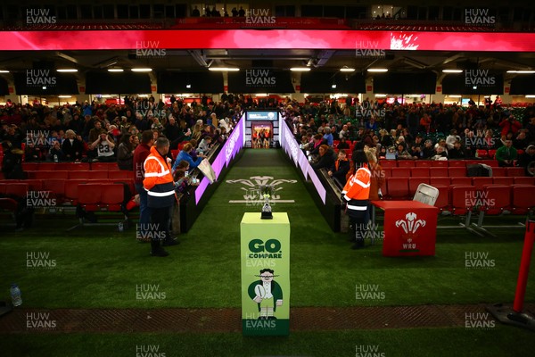 061225 - Cardiff Quins v Nelson Belles - WRU Girls U16 Hub Final - The players take the field