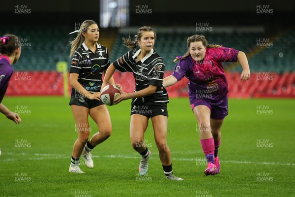 061225 - Cardiff Quins v Nelson Belles - WRU Girls U16 Hub Final - Cardiff Quins (Pink) take on Nelson Belles (Black) 