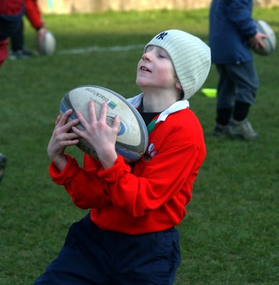 180203 - Cardiff RFC Kids Coaching - Practicing ball skills