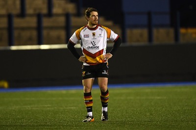 180925 - Cardiff RFC v Carmarthen Quins - Super Rygbi Cymru - Rhodri Davies of Carmarthen