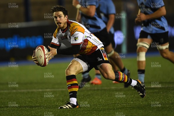180925 - Cardiff RFC v Carmarthen Quins - Super Rygbi Cymru - Rhodri Davies of Carmarthen