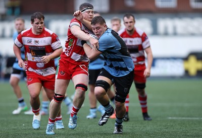 011125 - Cardiff RFC v Llandovery RFC - Super Rygbi Cymru - Evan Rees of Cardiff on the charge