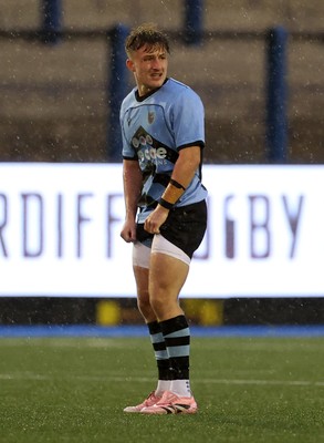 011125 - Cardiff RFC v Llandovery RFC - Super Rygbi Cymru - Ben Coomer of Cardiff 