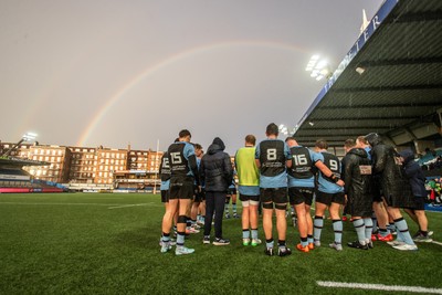 011125 - Cardiff RFC v Llandovery RFC - Super Rygbi Cymru - General View of the Cardiff Arms Park as a rainbow shines over the ground during Cardiffs post match team huddle