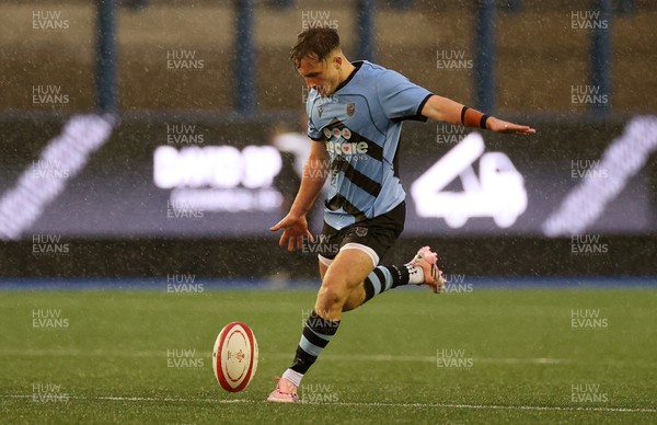 011125 - Cardiff RFC v Llandovery RFC - Super Rygbi Cymru - Ben Coomer of Cardiff 