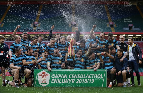 280419 - WRU Finals Day - National Cup - Cardiff RFC v Merthyr RFC - Cardiff celebrate winning the Cup