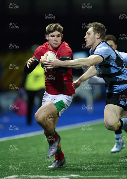 160126 - Cardiff RFC v Wales U20, Friendly match - Seffan Emanuel of Wales breaks away