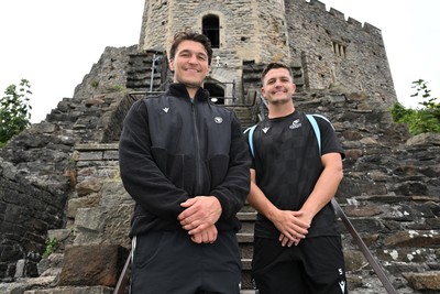 290926 - Cardiff Rugby Press Conference - Picture shows Cardiff Rugby players Callum Sheedy and Teddy Williams (left) outside Cardiff Castle in Cardiff, Wales during a press conference ahead of their sides URC match against Zebre