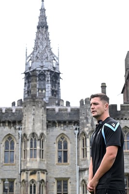 290926 - Cardiff Rugby Press Conference - Picture shows Cardiff Rugby player Callum Sheedy outside Cardiff Castle in Cardiff, Wales during a press conference ahead of his sides URC match against Zebre