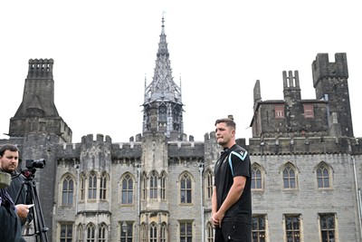 290926 - Cardiff Rugby Press Conference - Picture shows Cardiff Rugby player Callum Sheedy outside Cardiff Castle in Cardiff, Wales during a press conference ahead of his sides URC match against Zebre