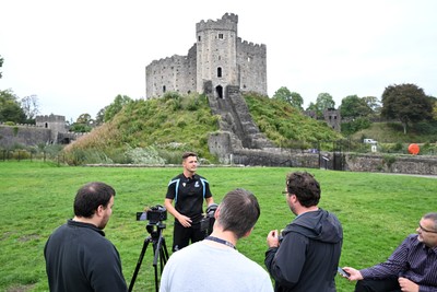 290926 - Cardiff Rugby Press Conference - Picture shows Cardiff Rugby player Callum Sheedy outside Cardiff Castle in Cardiff, Wales during a press conference ahead of his sides URC match against Zebre