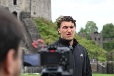 290926 - Cardiff Rugby Press Conference - Picture shows Cardiff Rugby player Teddy Williams outside Cardiff Castle in Cardiff, Wales during a press conference ahead of his sides URC match against Zebre