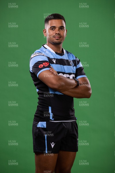 300822 - Cardiff Rugby Squad Portraits - Ben Thomas