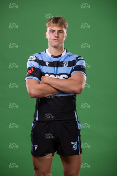 300822 - Cardiff Rugby Squad Portraits - Jacob Beetham