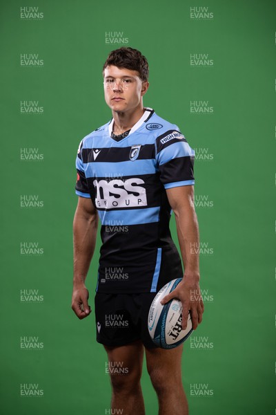 300822 - Cardiff Rugby Squad Portraits - Jamie Hill