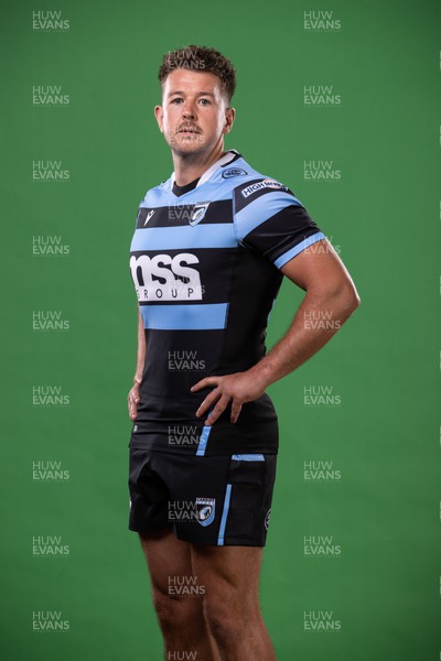 300822 - Cardiff Rugby Squad Portraits - Jason Harries