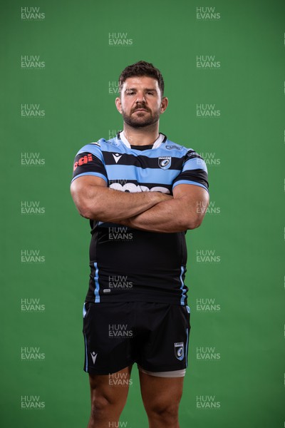 300822 - Cardiff Rugby Squad Portraits - Kirby Myhill
