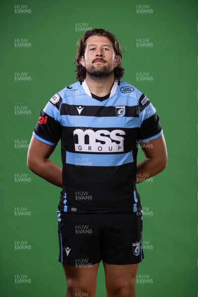 300822 - Cardiff Rugby Squad Portraits - Rory Thornton