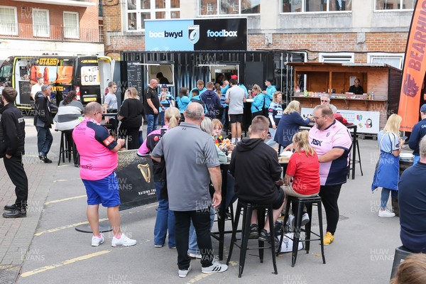 060925 - Cardiff Rugby v Richmond - Preseason Friendly - Cardiff Rugby hosts the annual Summerfest for fans and supporters of all ages before the game