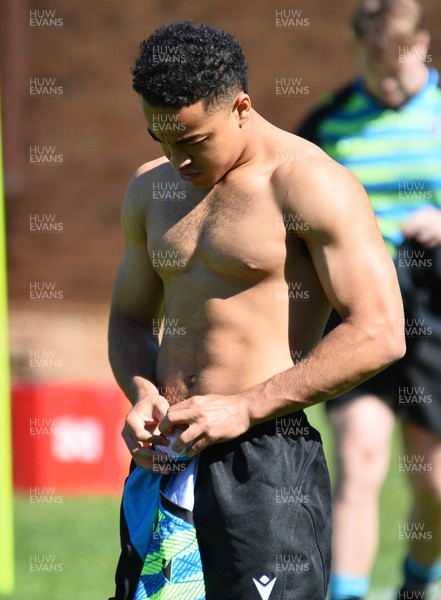 150322 - Cardiff Rugby Training, South African College High School, Cape Town - Theo Cabango