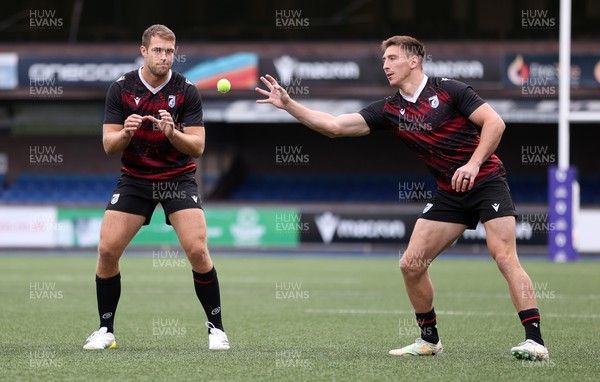 150922 - Cardiff Rugby Training - Max Llewellyn and Josh Adams during training ahead of their opening home match against Munster