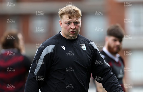 150922 - Cardiff Rugby Training - Rhys Barratt during training ahead of their opening home match against Munster
