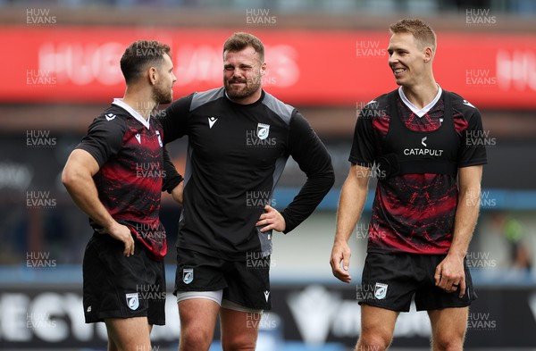 150922 - Cardiff Rugby Training - Tomos Williams, Owen Lane and Liam Williams during training ahead of their opening home match against Munster