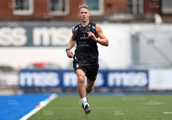 230822 - International players return to training at Cardiff Rugby - Liam Williams during training