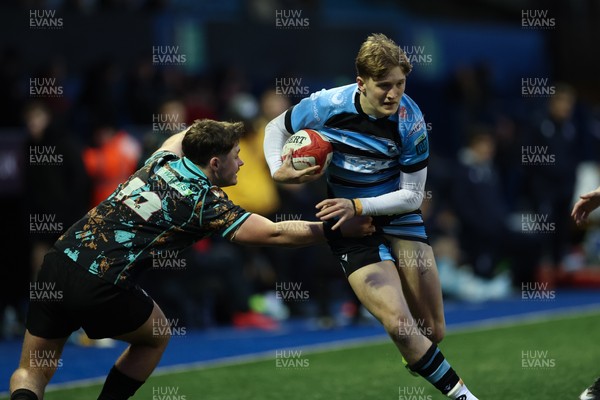 110126 - Cardiff Rugby U18s v Ospreys U18, WRU U18 Regional Age Grade Championship -  Calen Edwards of Cardiff Rugby breaks for the line