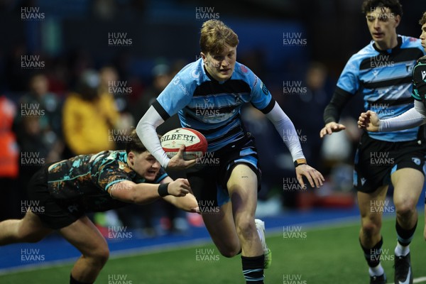 110126 - Cardiff Rugby U18s v Ospreys U18, WRU U18 Regional Age Grade Championship -  Calen Edwards of Cardiff Rugby breaks for the line