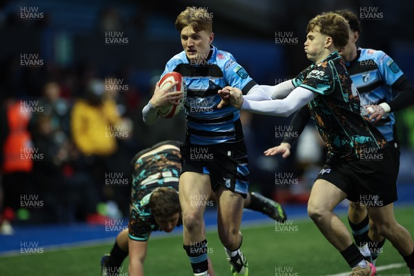 110126 - Cardiff Rugby U18s v Ospreys U18, WRU U18 Regional Age Grade Championship -  Calen Edwards of Cardiff Rugby breaks for the line