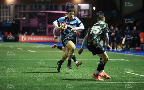 120226 - Cardiff Rugby U18 v Ospreys U18, WRU Regional Age Grade Championship Final - Ioan Leyshon of Cardiff charges through to score try