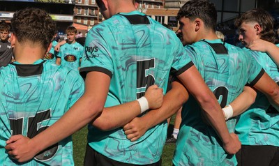 230826 - Cardiff Rugby U18 v Ospreys U18, WRU Regional Age Grade Championship - Ospreys huddle up at the end of the match
